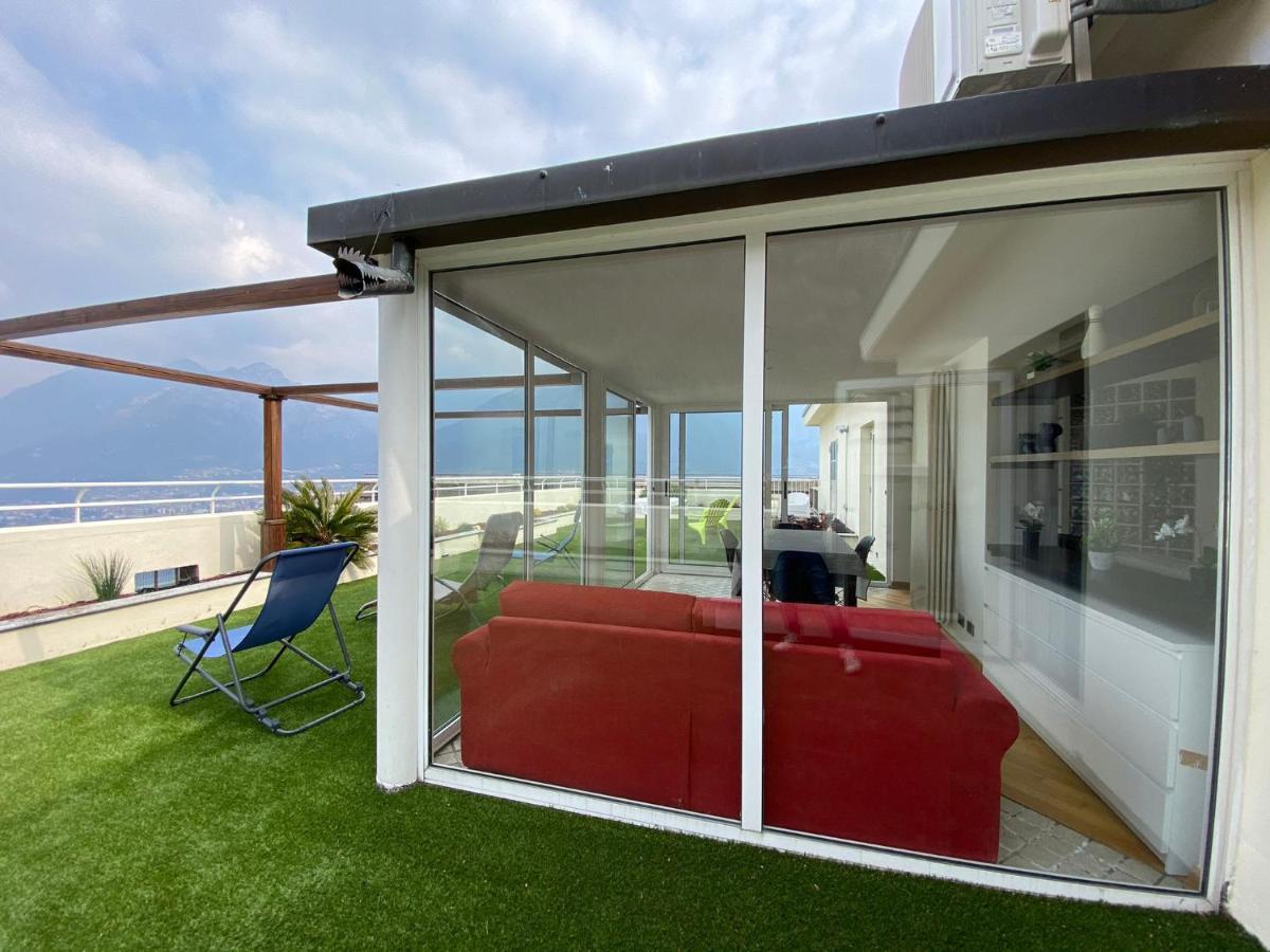 Attico With Big Terrace In Residence With Pool Valbrona Exterior photo